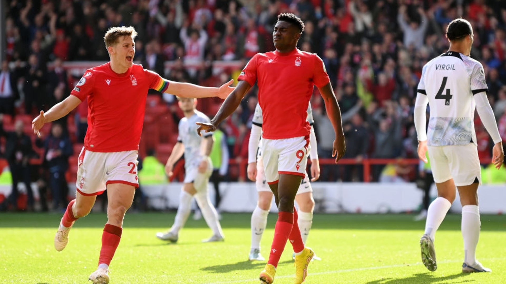 的角色继续 的角色继续